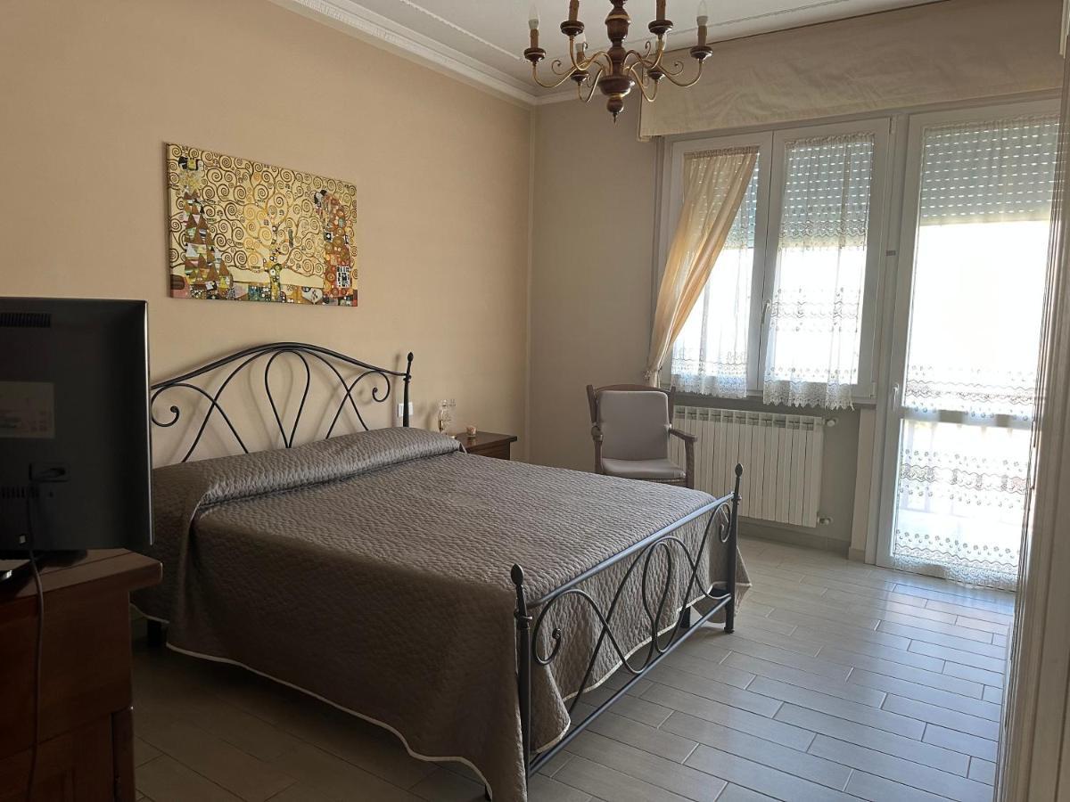 Casa Alessia Lejlighed Lucca Eksteriør billede